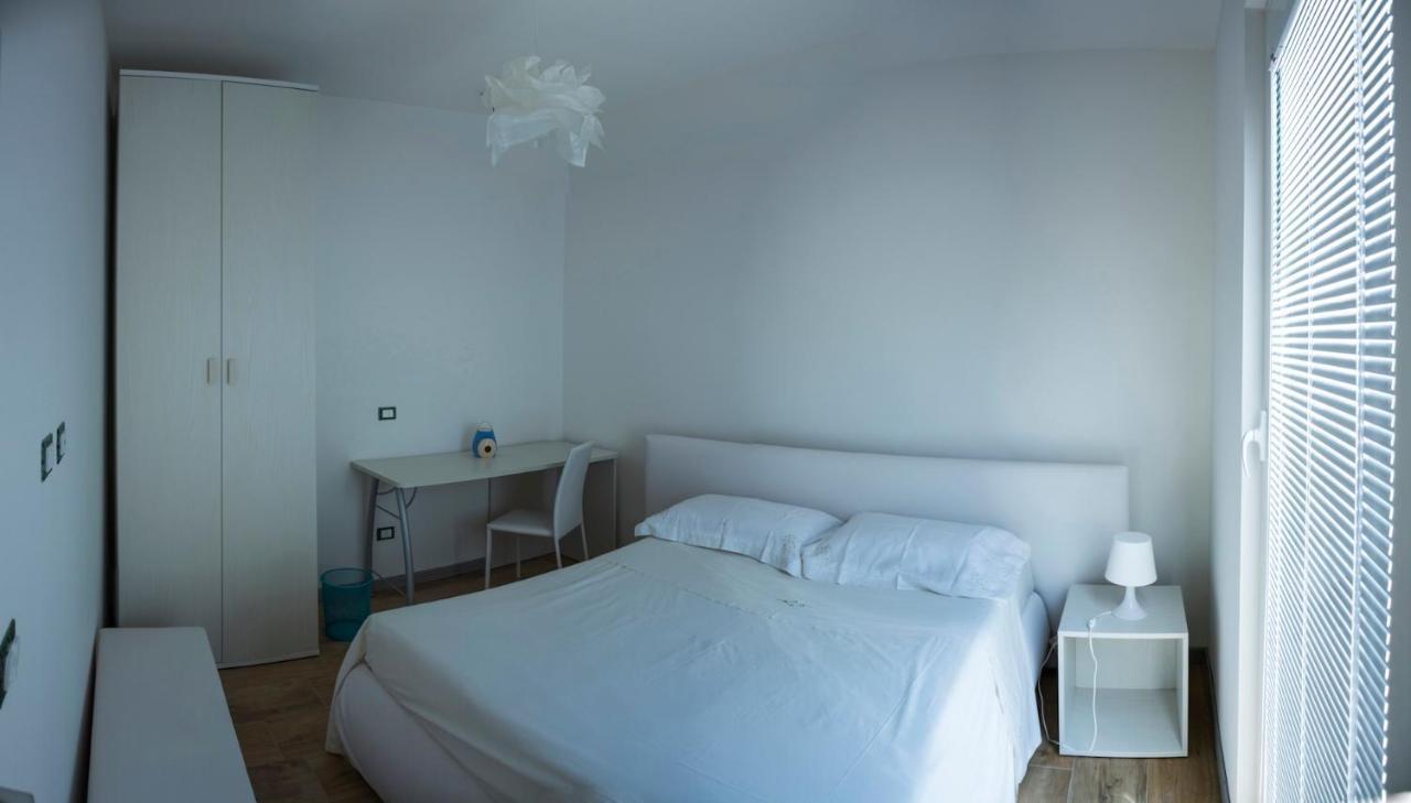 La Casa Di Penelope B&B E Noleggio Bici Elettriche Ispica Extérieur photo